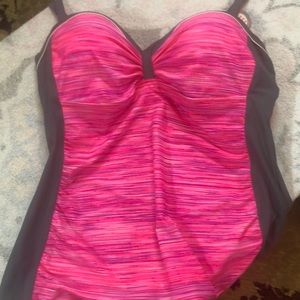 Ladies bathing suit top